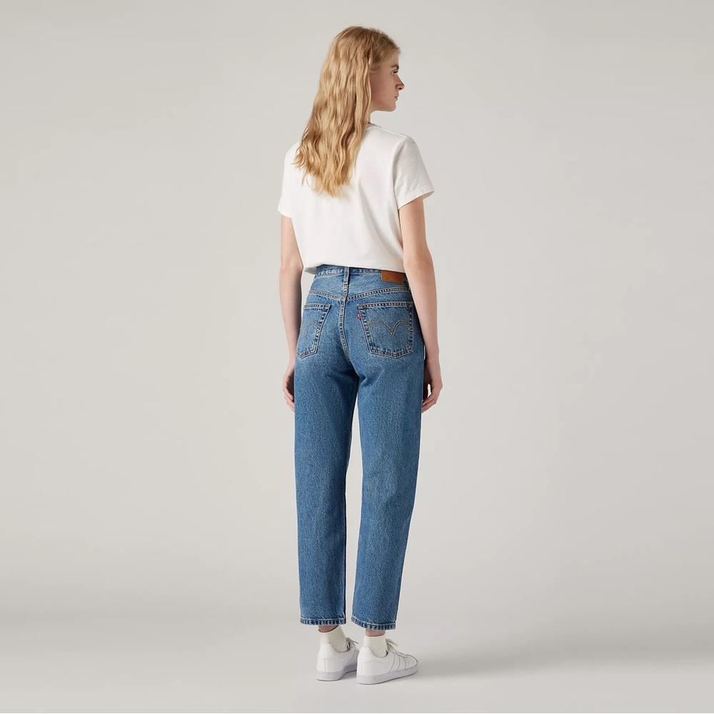 Women’s Levi’s 501 Taper waist 29 length 28.  NWT